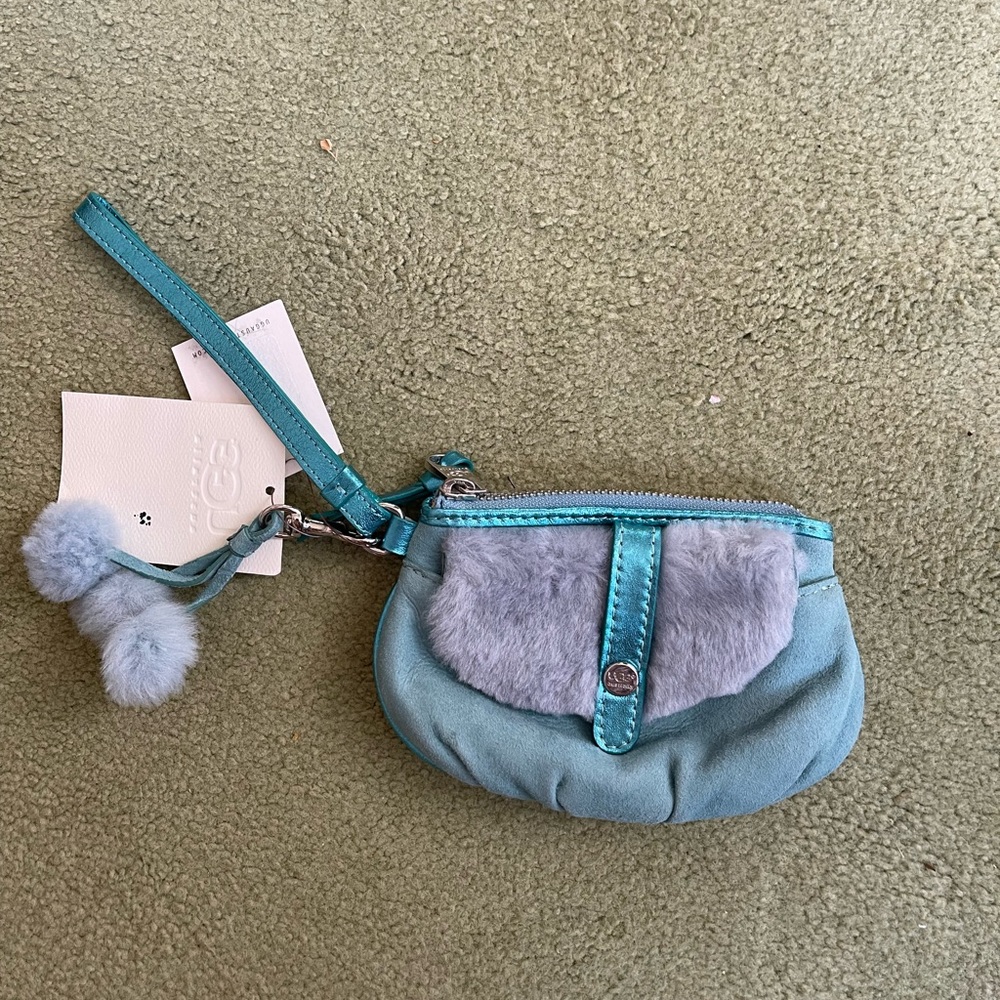NWT Ugg Wristlet